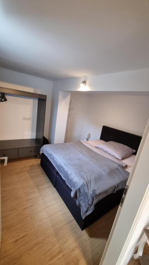 Unterkunft Sanic Kronberg im Taunus Ngoại thất bức ảnh